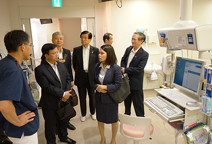 日本の医療の現状を視察する訪問団