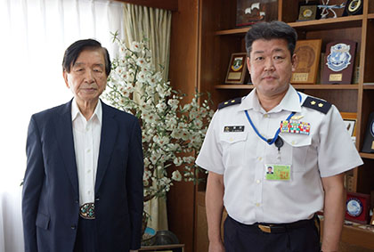 濱田博之本部長（右）と加藤均会長