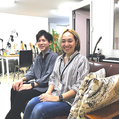 松本代表（左）と眞野美香さん（右）
